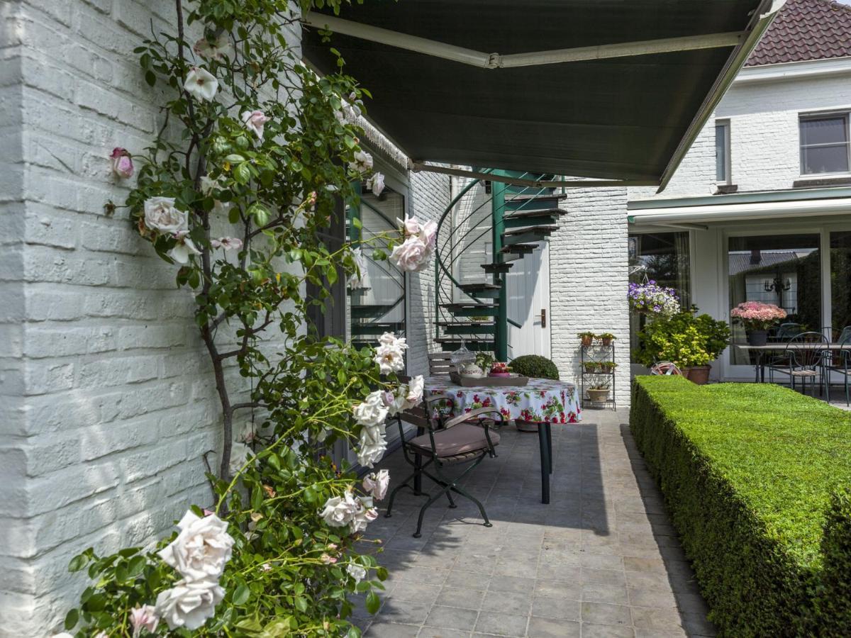 Modern Holiday Home In Zingem With Garden 外观 照片